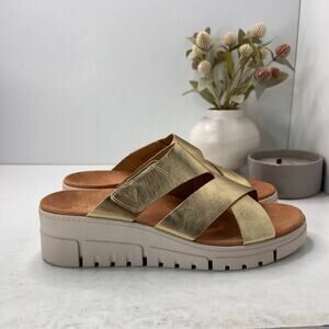 Vionic Uptown Sunset Leather Criss Cross Sandal Comfort Gold Women's 13M NWOB